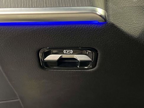 Certified 2023 Mercedes-Benz S 580e 4MATIC Sedan image 21