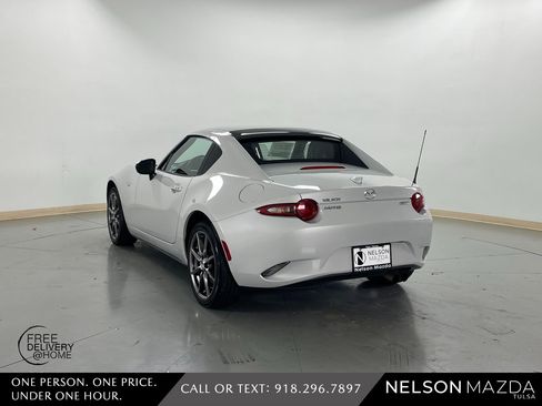 Used 2018 MAZDA MX-5 Miata RF Grand Touring image 8