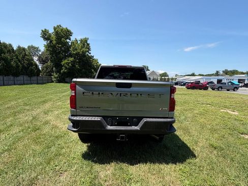 Used 2025 Chevrolet Silverado 2500 W/T w/ WT Convenience Package AWD/4WD image 6