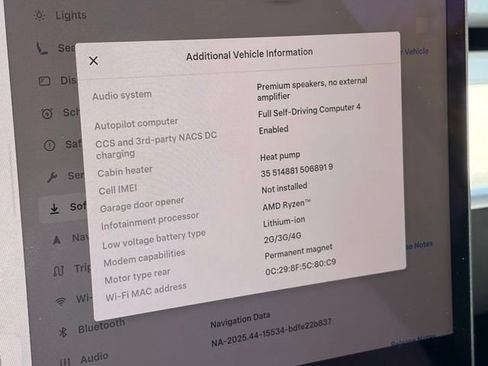 Used 2025 Tesla Model Y Long Range RWD image 13