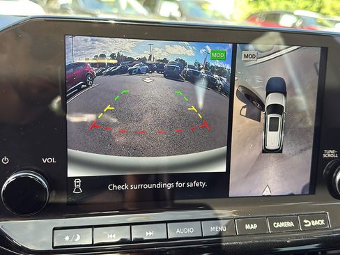 Certified 2022 Nissan Pathfinder Platinum w/ Cargo Package image 14