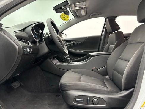 Used 2024 Chevrolet Malibu LT image 16