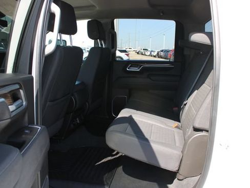 Used 2025 Chevrolet Silverado 2500 LT w/ Safety Package AWD/4WD image 15