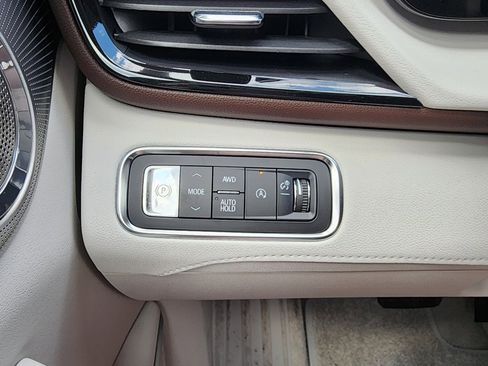 New 2026 Buick Enclave Avenir w/ Super Cruise Package image 19