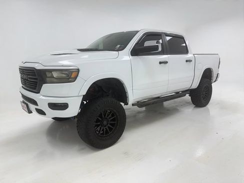 Used 2019 RAM 1500 Laramie RWD image 5