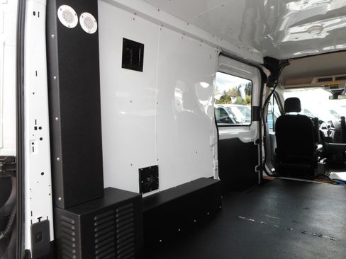 Used 2019 Ford Transit 250 148 Medium Roof RWD image 24