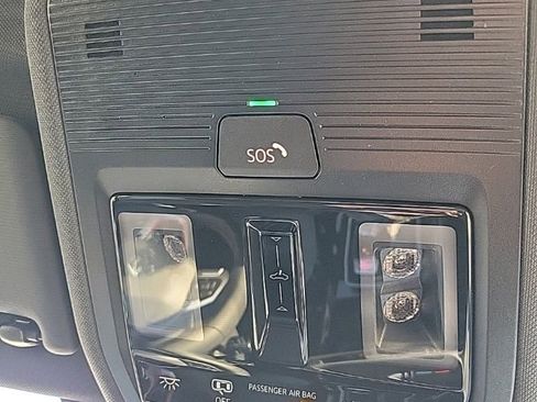 New 2026 Volkswagen GTI SE image 11