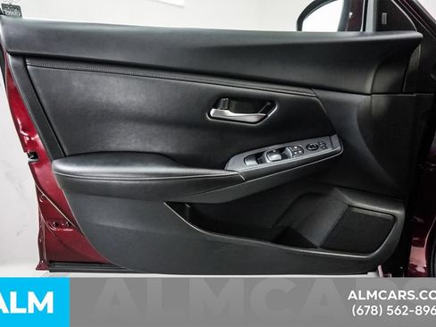 Used 2024 Nissan Sentra SV FWD image 47