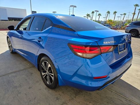 Used 2021 Nissan Sentra SV image 3