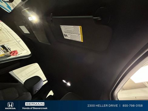 Used 2025 Chevrolet Equinox LT AWD/4WD image 27