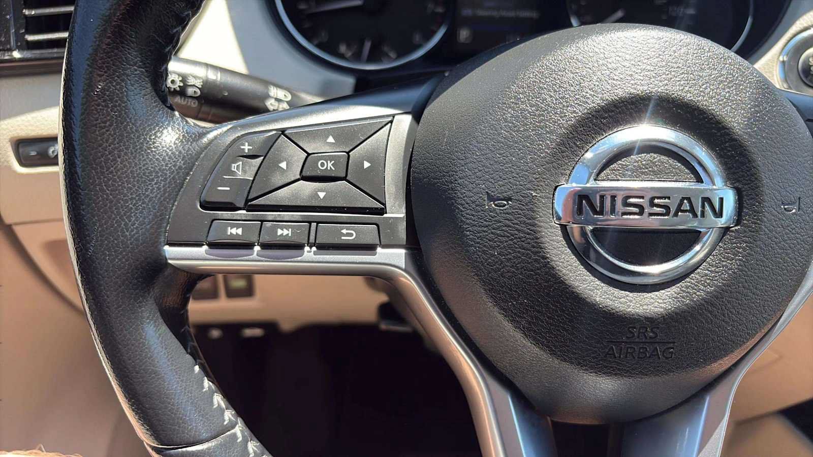 Used 2022 Nissan Rogue Sport SL AWD/4WD image 25