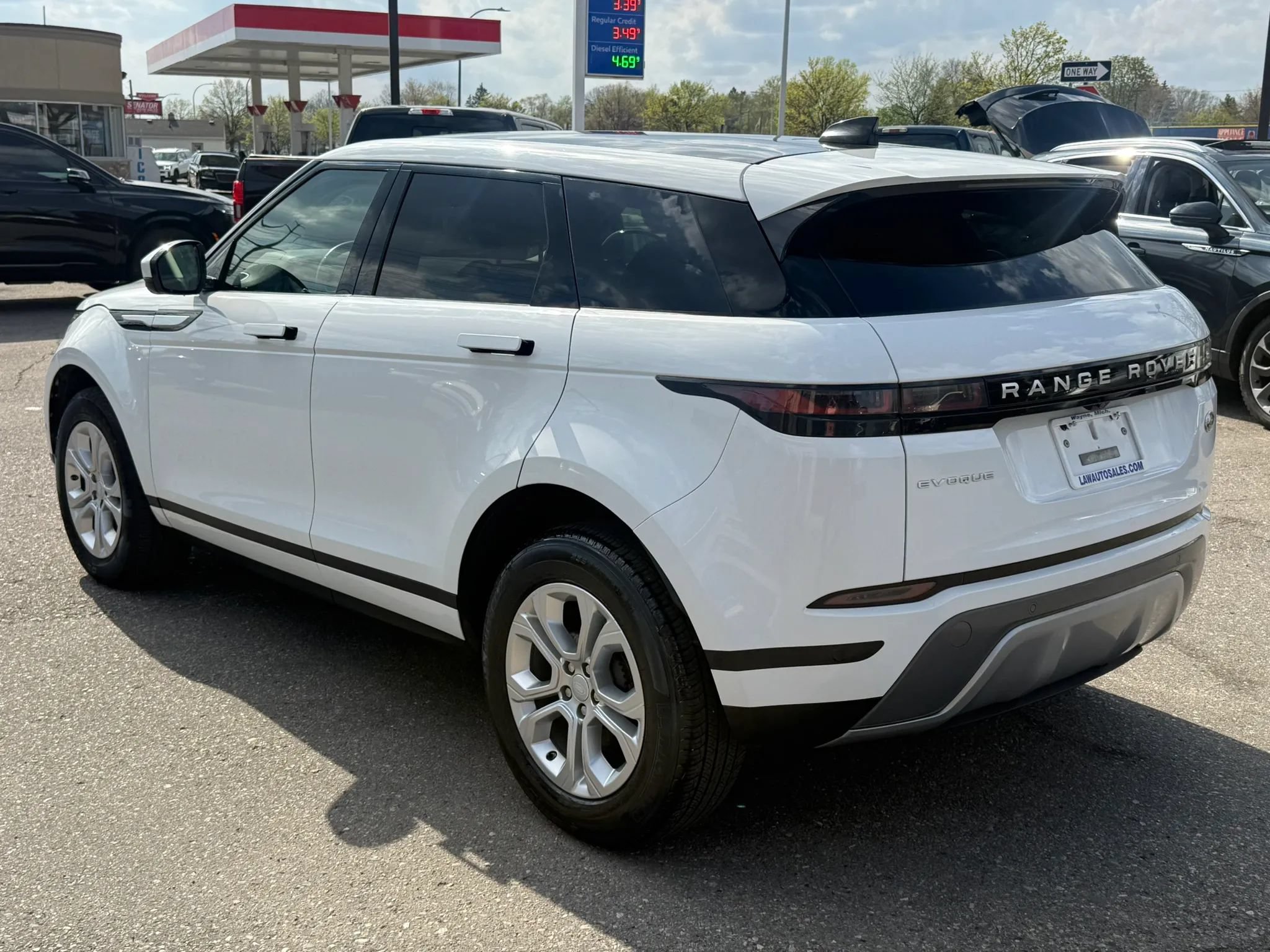 Used 2021 Land Rover Range Rover Evoque S AWD/4WD image 7