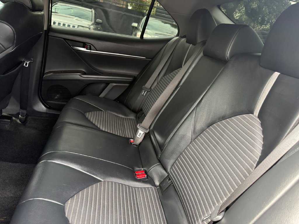 Certified 2022 Toyota Camry SE w/ Cold Weather Package FWD image 25
