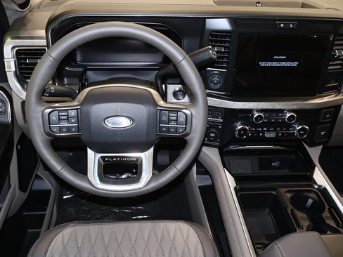 New 2026 Ford F350 Platinum w/ Platinum Plus Package image 19