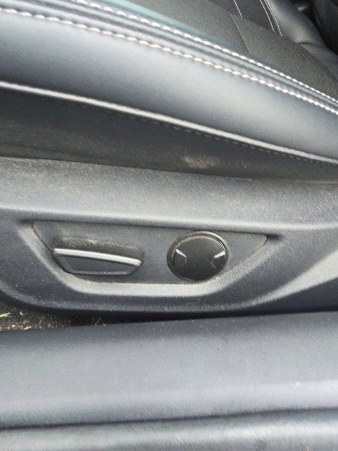Used 2024 Ford Mustang Coupe RWD image 12