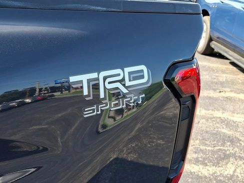 Used 2024 Toyota Tacoma TRD Sport AWD/4WD image 29