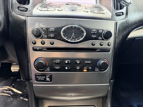 Used 2012 INFINITI G37 Sport RWD image 12