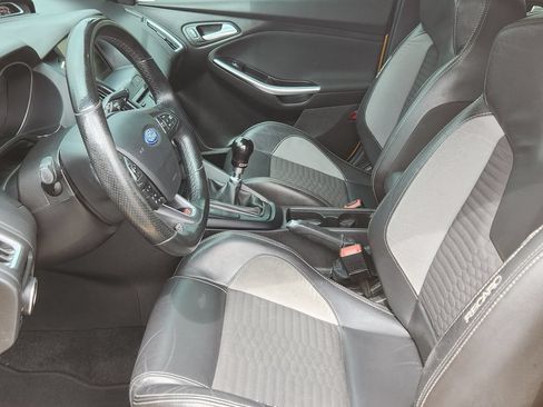 Used 2015 Ford Focus ST w/ Equipment Group 401A FWD image 16