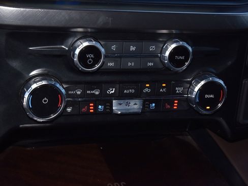 Used 2023 Ford F250 King Ranch w/ Chrome Package image 29