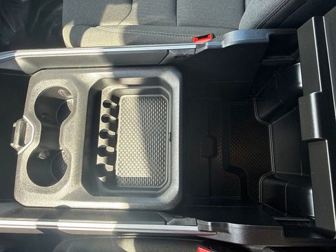 Used 2023 RAM 1500 Big Horn AWD/4WD image 35