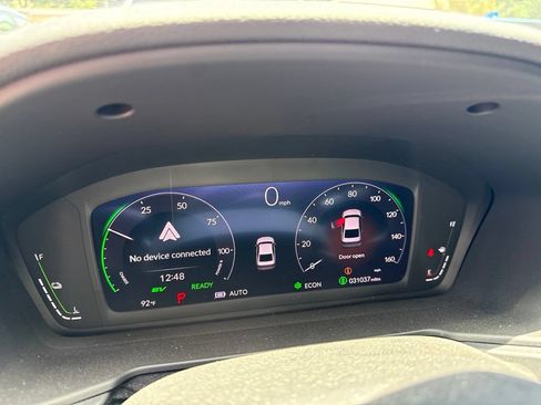 Used 2025 Honda Accord EX-L image 10