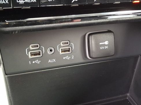 New 2025 Jeep Grand Cherokee L Limited w/ Black Appearance Package image 22