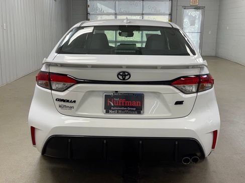 Used 2025 Toyota Corolla SE w/ SE Premium Package FWD image 6