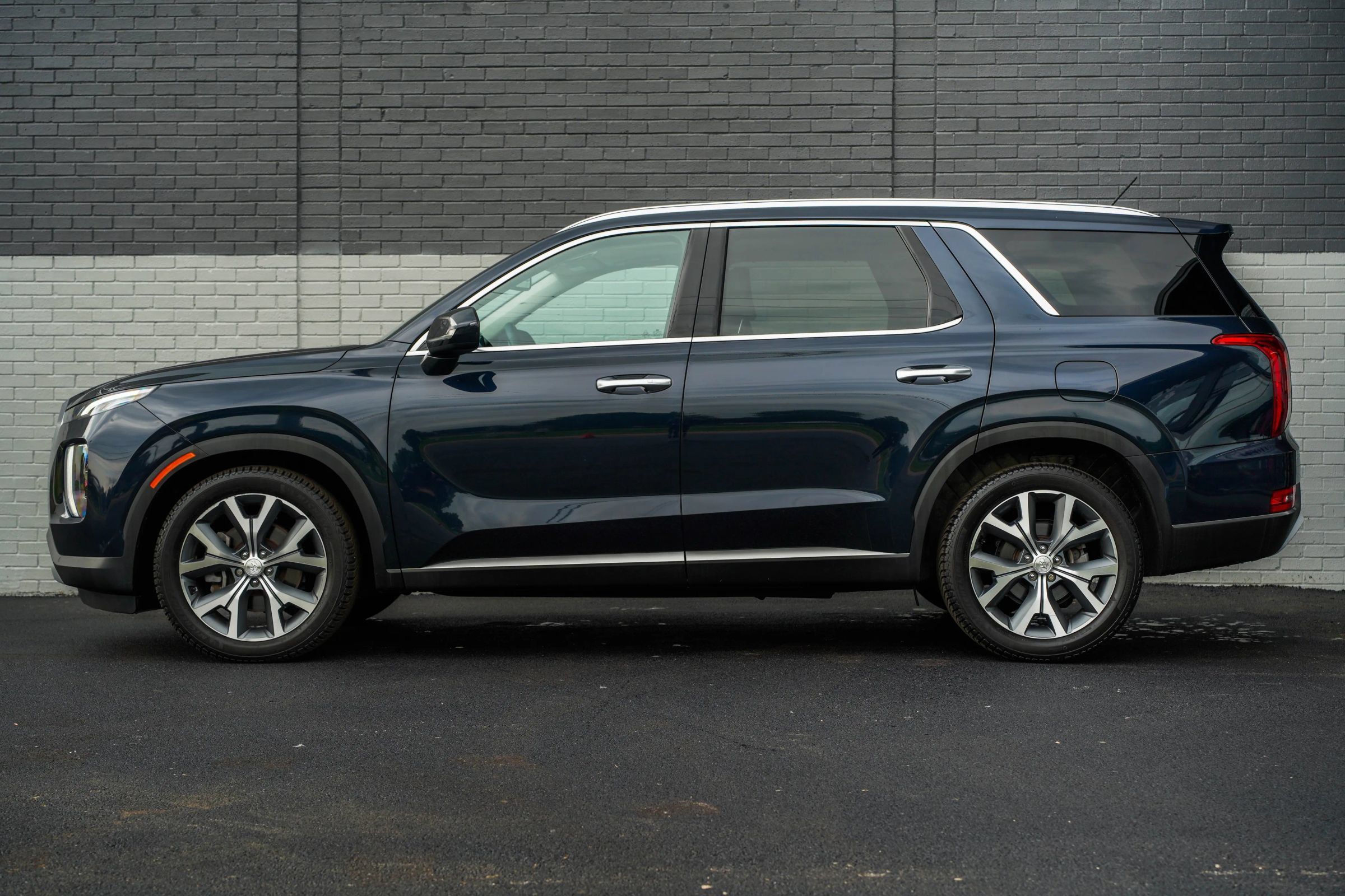 Used 2020 Hyundai Palisade SEL w/ Premium Package AWD/4WD image 8