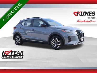Used 2021 Nissan Kicks SR