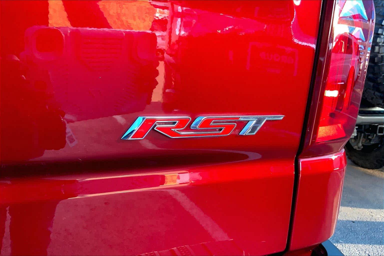 Used 2021 Chevrolet Silverado 1500 RST RWD image 28
