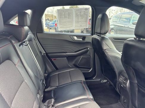 Used 2023 Ford Escape ST-Line Select AWD/4WD image 15