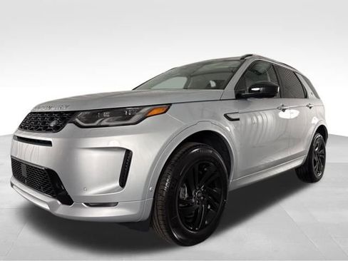 New 2025 Land Rover Discovery Sport S image 2