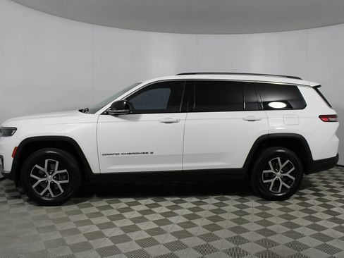 Used 2023 Jeep Grand Cherokee L Limited RWD image 32