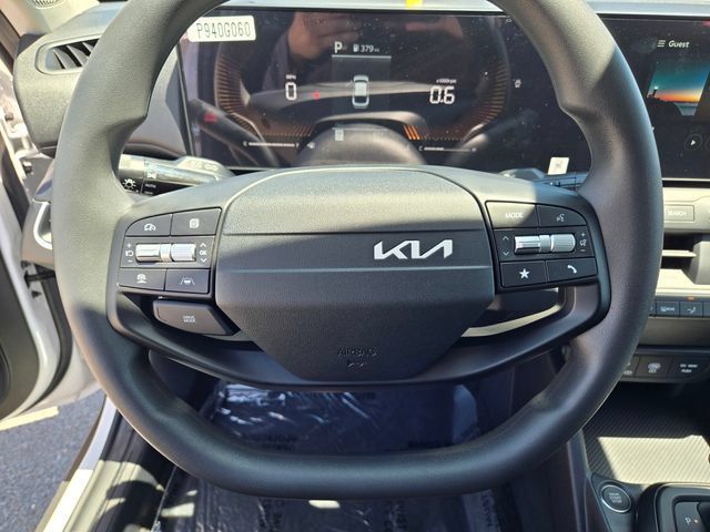 New 2026 Kia K4 FWD image 16