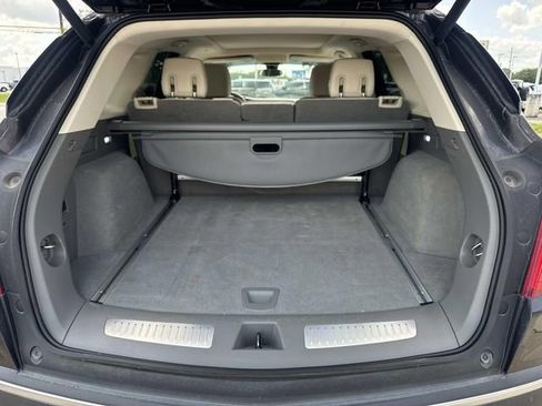 Used 2018 Cadillac XT5 Premium Luxury FWD image 10