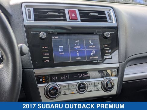 Used 2017 Subaru Outback 2.5i Premium image 20