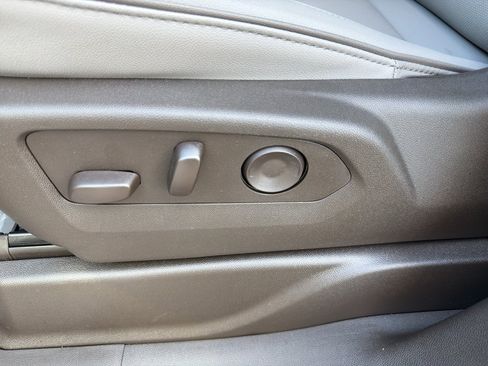 New 2026 GMC Yukon Elevation image 19