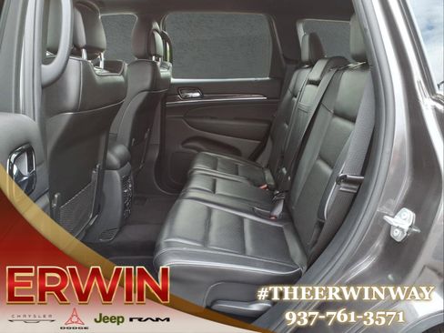 Used 2019 Jeep Grand Cherokee Overland AWD/4WD image 25