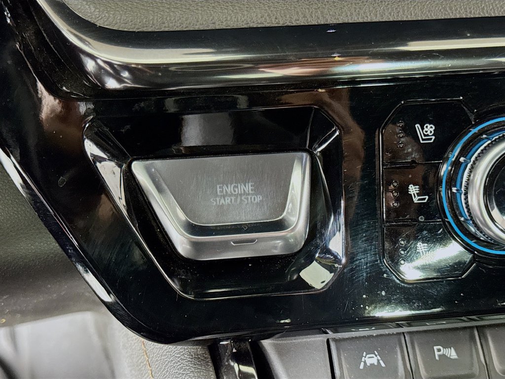 Used 2023 GMC Sierra 1500 AT4 AWD/4WD image 32