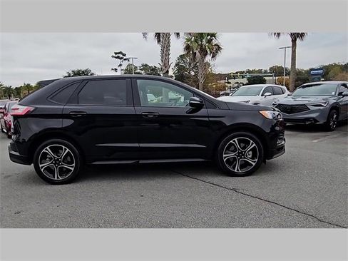 Used 2020 Ford Edge ST image 28