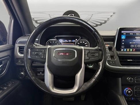 Used 2021 GMC Yukon XL SLT w/ SLT Luxury Plus Package AWD/4WD image 12