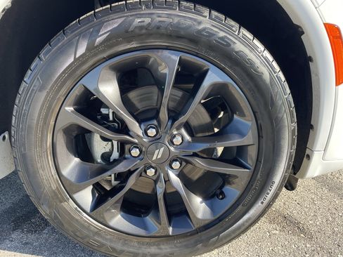 Used 2021 Dodge Durango SXT image 18