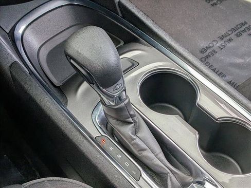 Used 2023 Chevrolet Malibu LT image 12