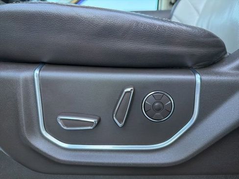 Used 2019 Ford F150 Limited w/ Trailer Tow Package image 18