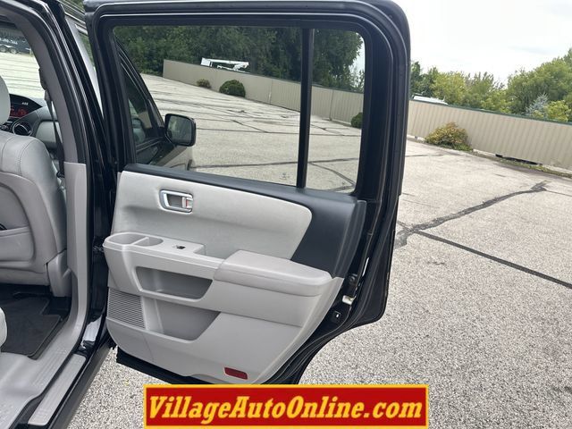Used 2015 Honda Pilot SE image 37