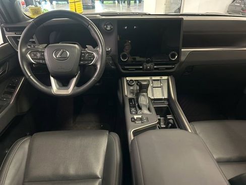 Used 2024 Lexus GX 550 AWD/4WD image 16