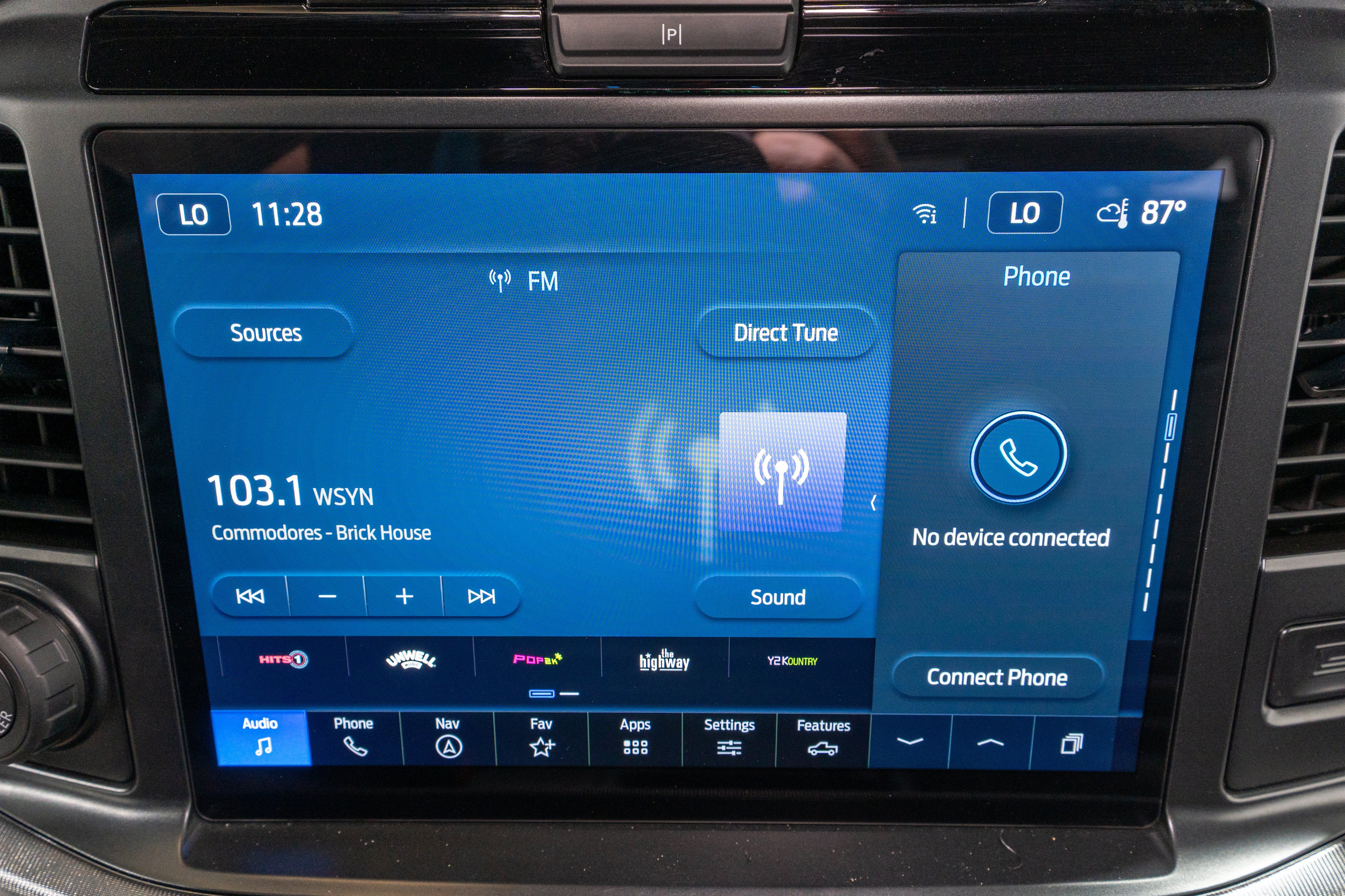 Used 2025 Ford F150 Platinum AWD/4WD image 24