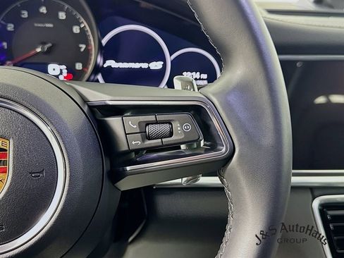 Used 2023 Porsche Panamera 4S image 14