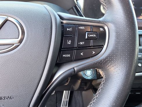 Used 2022 Lexus ES 350 F Sport w/ Accessory Package 2 FWD image 22