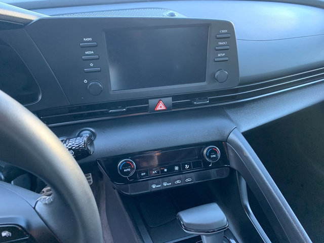 Certified 2026 Hyundai Elantra Sport FWD image 26